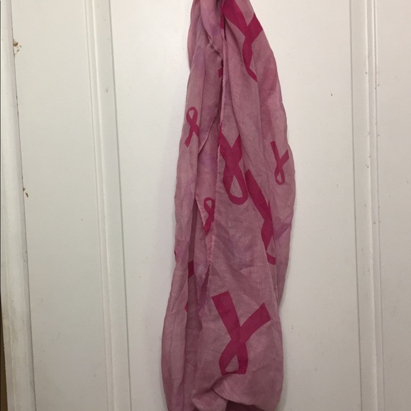 Women’s Breast Cancer Awareness 32 in Scarf - Picture 5 of 7